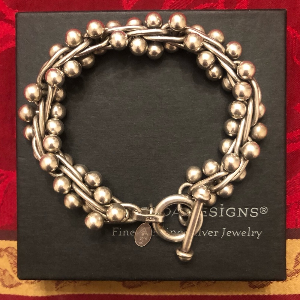 Iconic Silpada Sterling Silver DNA Toggle Clasp Bracelet B0523